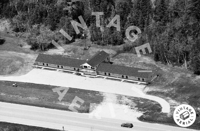 Tyelenes Restaurant and Cabins - 1993 Aerial